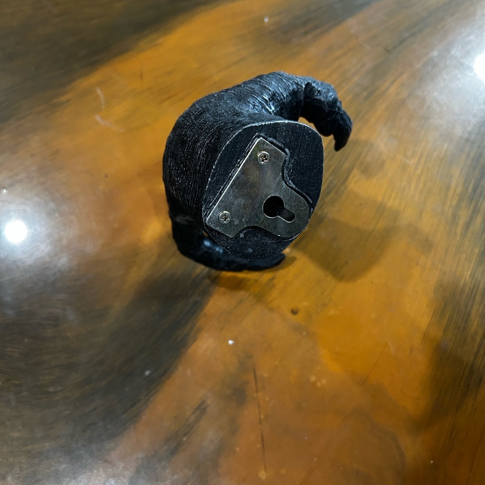 Witch Hand Wall Mount - Picture 3 of 7